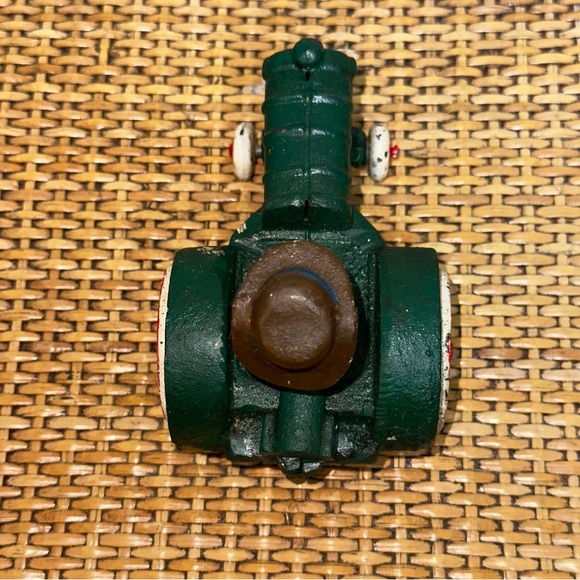 Vintage Looney Tunes Porky Pig Green Tractor 3” Tall Cast Iron Country Figurine - Picture 9 of 12